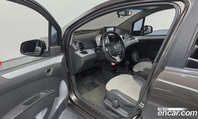 Chevrolet Spark 2011 1.0 автомат (гидро), миниатюра 10