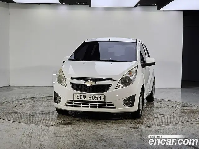 Chevrolet Spark 2012 1.0 автомат (гидро), миниатюра 2
