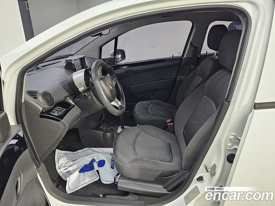 Chevrolet Spark 2012 1.0 автомат (гидро), фото 6