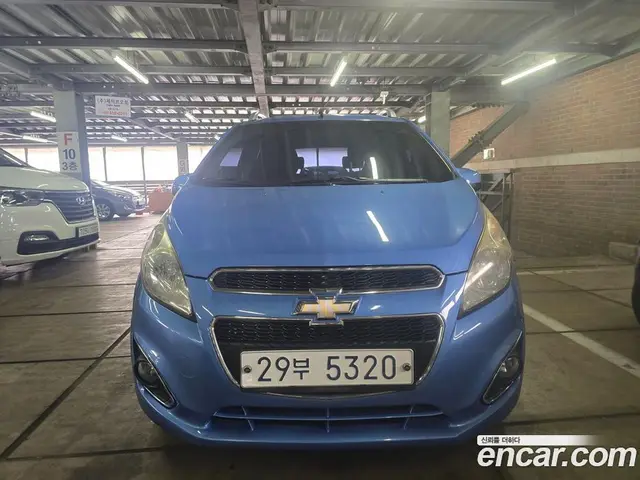 Chevrolet Spark 2013 1.0 автомат (гидро), миниатюра 3