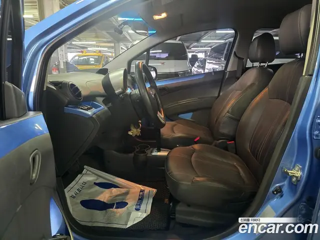 Chevrolet Spark 2013 1.0 автомат (гидро), миниатюра 10