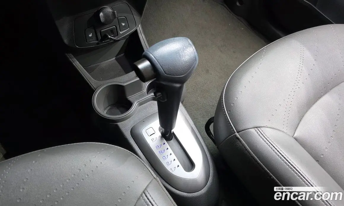 Chevrolet Spark 2014 1.0 автомат (гидро), фото 11