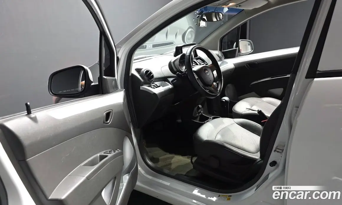 Chevrolet Spark 2014 1.0 автомат (гидро), фото 12