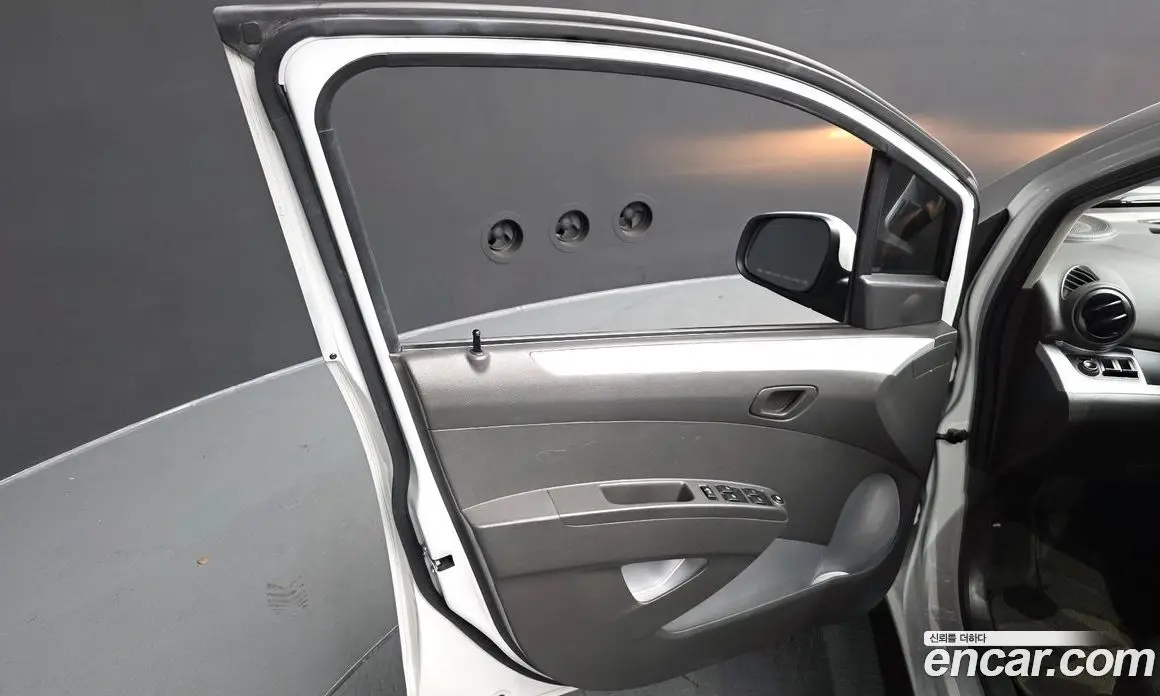 Chevrolet Spark 2014 1.0 автомат (гидро), фото 13