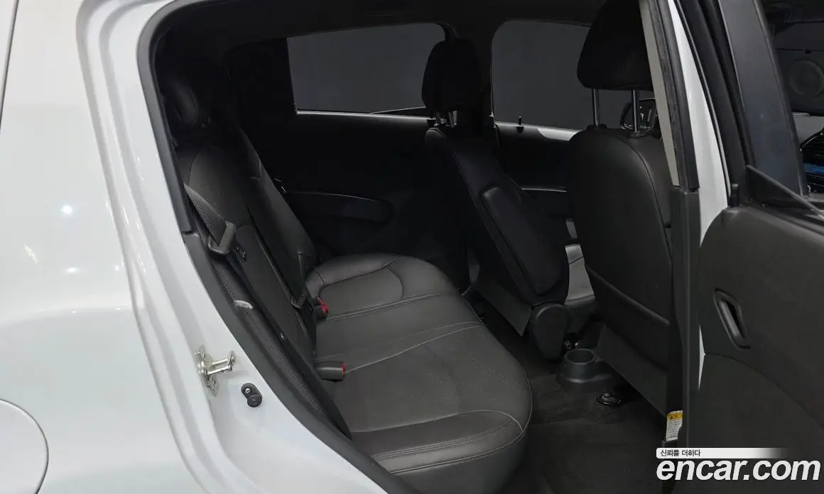 Chevrolet Spark 2015 1.0 автомат (гидро), фото 12