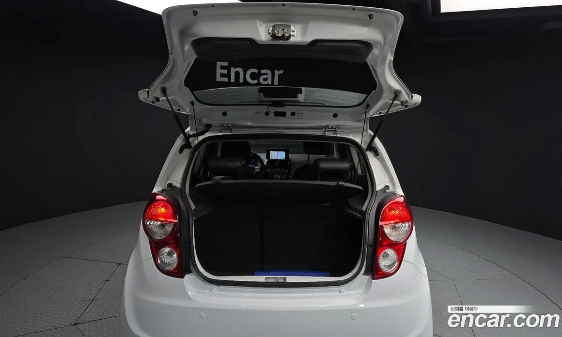 Chevrolet Spark 2015 1.0 автомат (гидро), фото 20