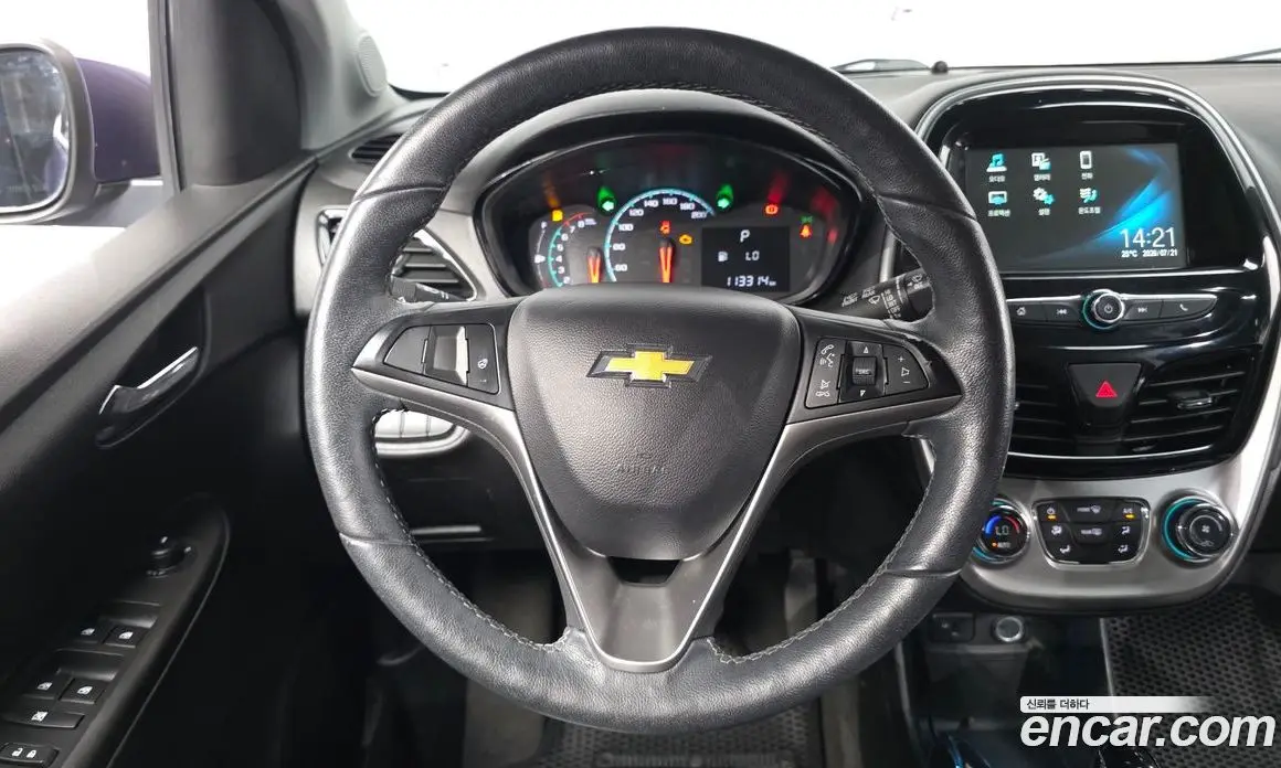 Chevrolet Spark 2016 1.0 автомат (гидро), фото 19