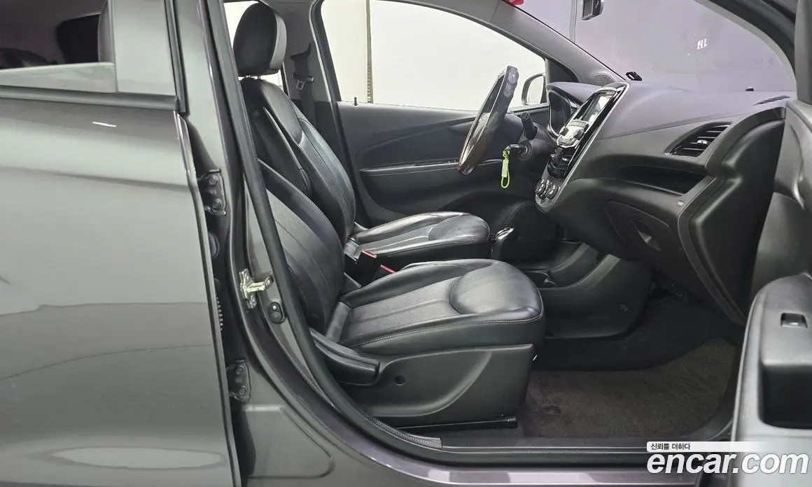 Chevrolet Spark 2016 1.0 автомат (гидро), фото 11