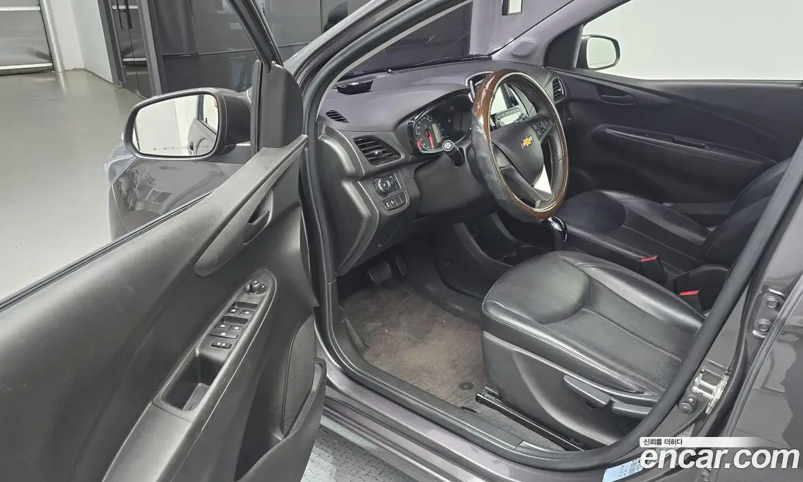 Chevrolet Spark 2016 1.0 автомат (гидро), фото 10