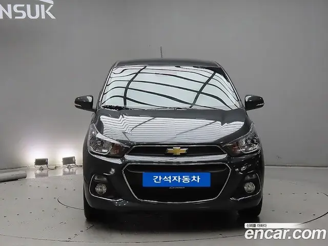 Chevrolet Spark 2016 1.0 автомат (гидро), миниатюра 1