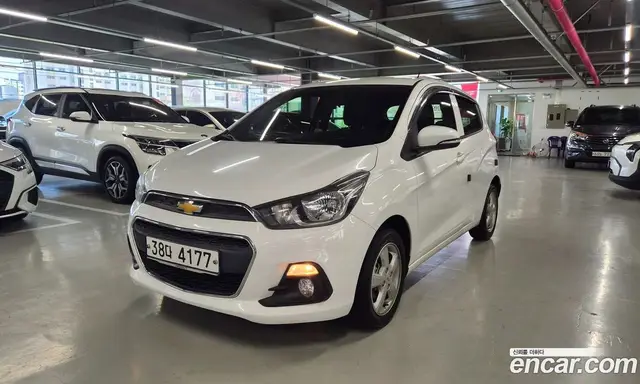 Chevrolet Spark 2016 1.0 автомат (гидро), миниатюра 1