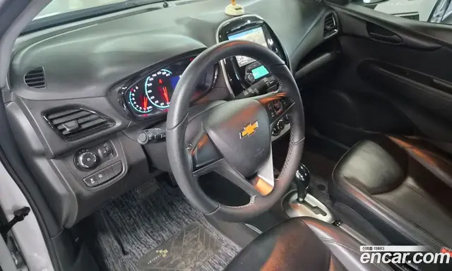 Chevrolet Spark 2016 1.0 автомат (гидро), миниатюра 12