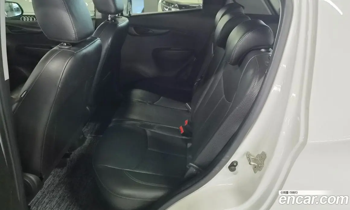 Chevrolet Spark 2016 1.0 автомат (гидро), фото 9