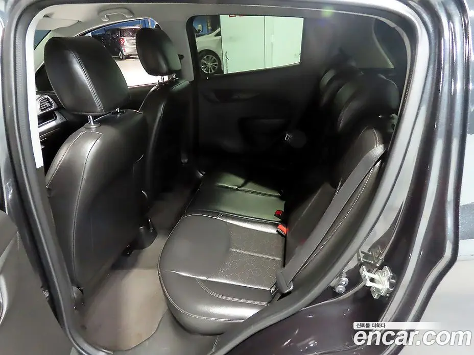 Chevrolet Spark 2016 1.0 автомат (гидро), фото 6
