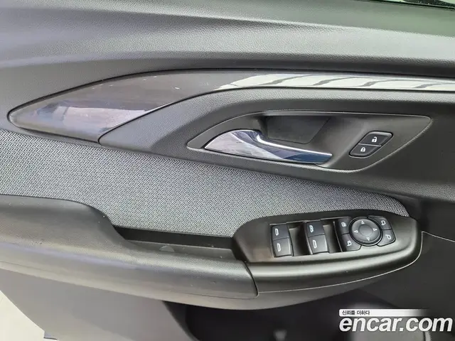 Chevrolet TrailBlazer 2021 1.3 автомат (гидро), миниатюра 12