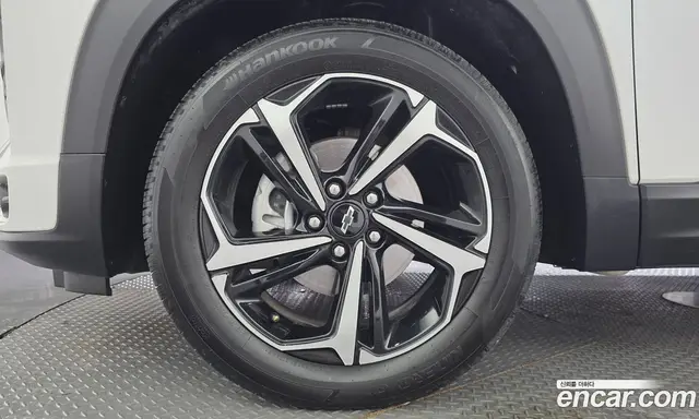 Chevrolet TrailBlazer 2023 1.3 автомат (гидро), миниатюра 5