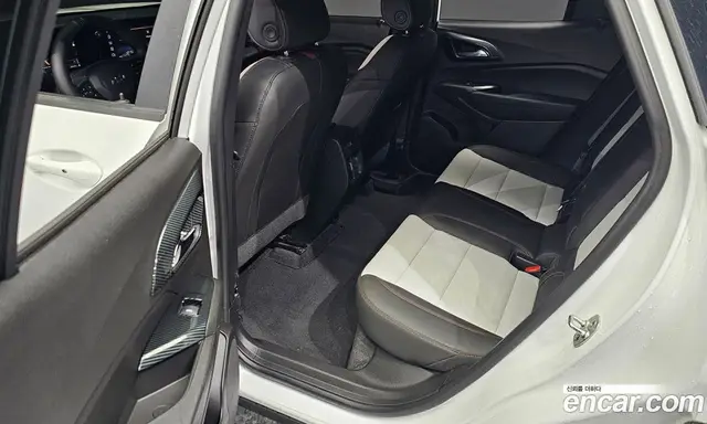 Chevrolet Trax 2024 1.2 автомат (гидро), миниатюра 12