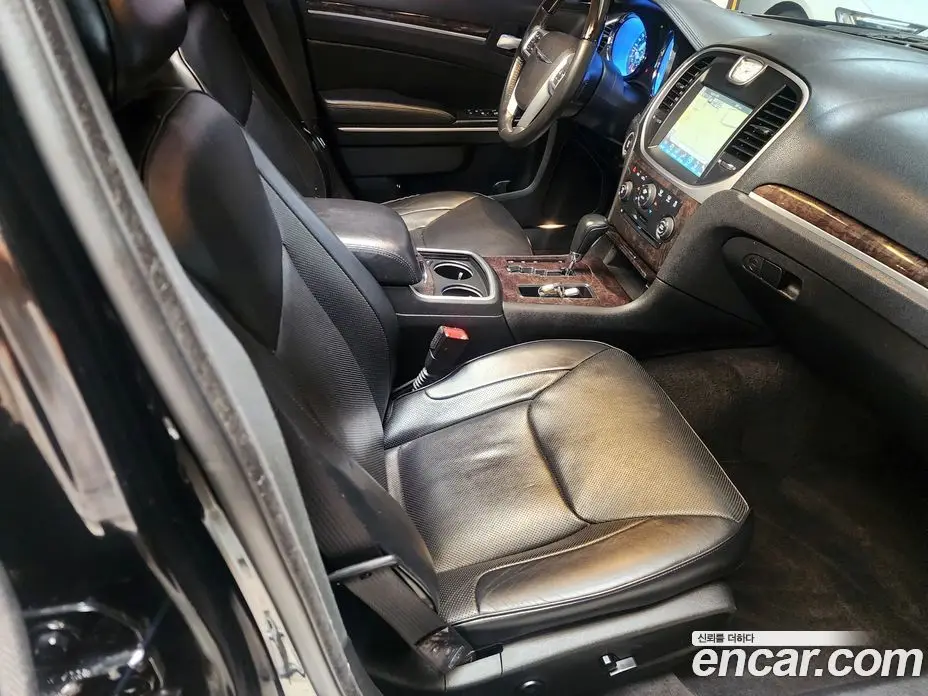 Chrysler 300C 2013 3.0 автомат (гидро), фото 14