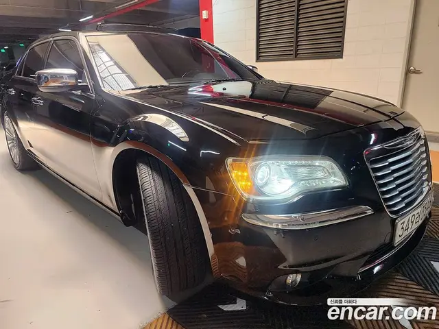 Chrysler 300C 2013 3.0 автомат (гидро), миниатюра 3