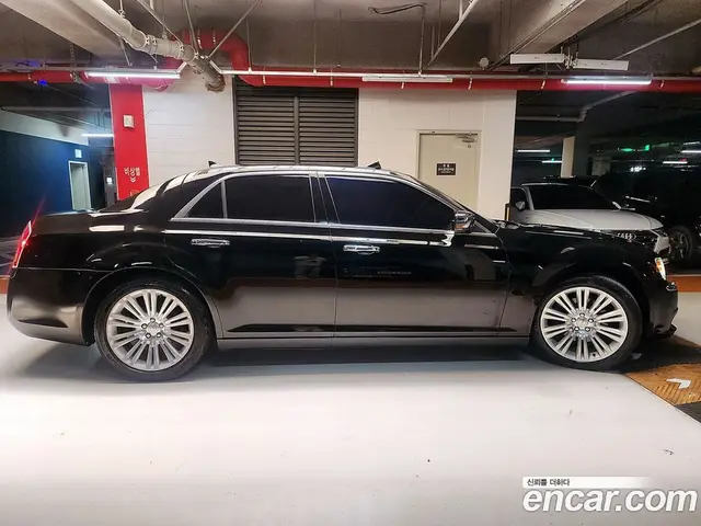Chrysler 300C 2013 3.0 автомат (гидро), миниатюра 4