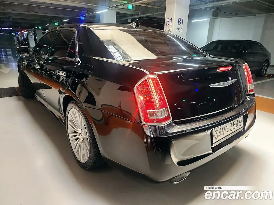 Chrysler 300C 2013 3.0 автомат (гидро), фото 6