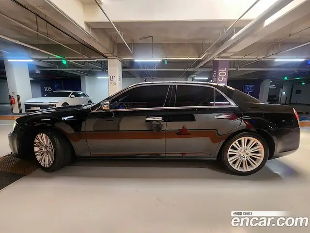 Chrysler 300C 2013 3.0 автомат (гидро), миниатюра 7