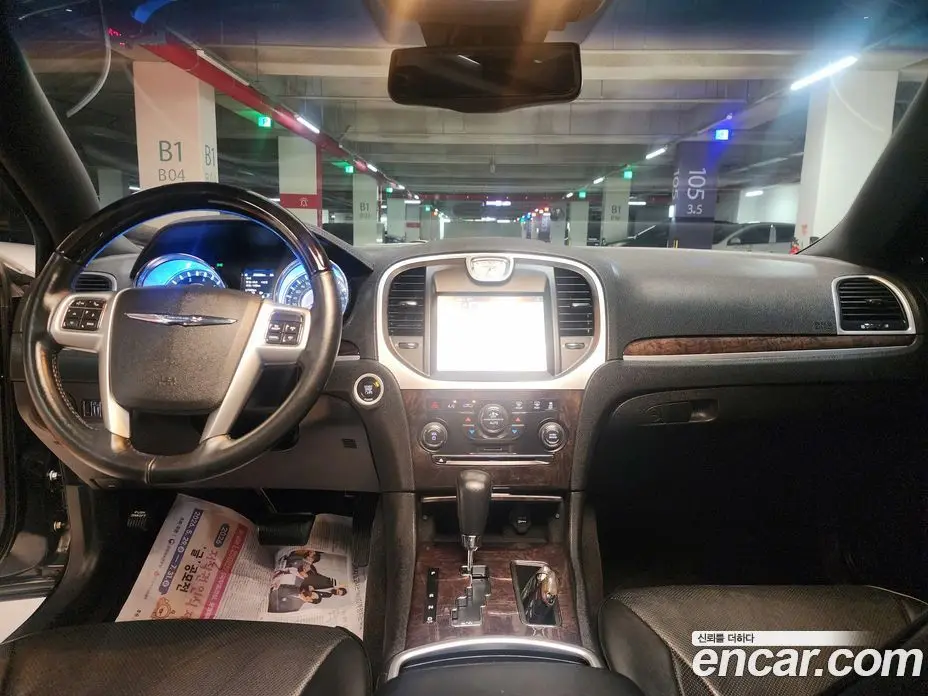 Chrysler 300C 2013 3.0 автомат (гидро), фото 8