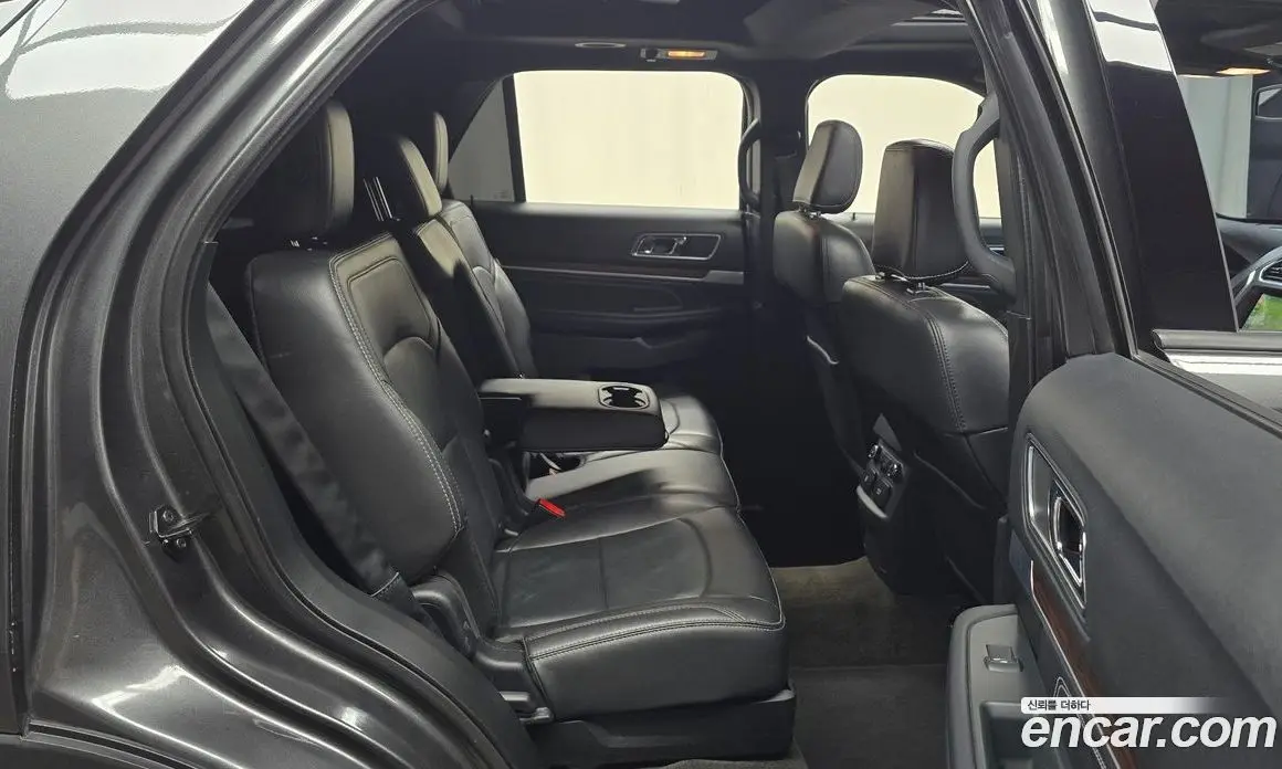Ford Explorer 2018 2.3 автомат (гидро), фото 17