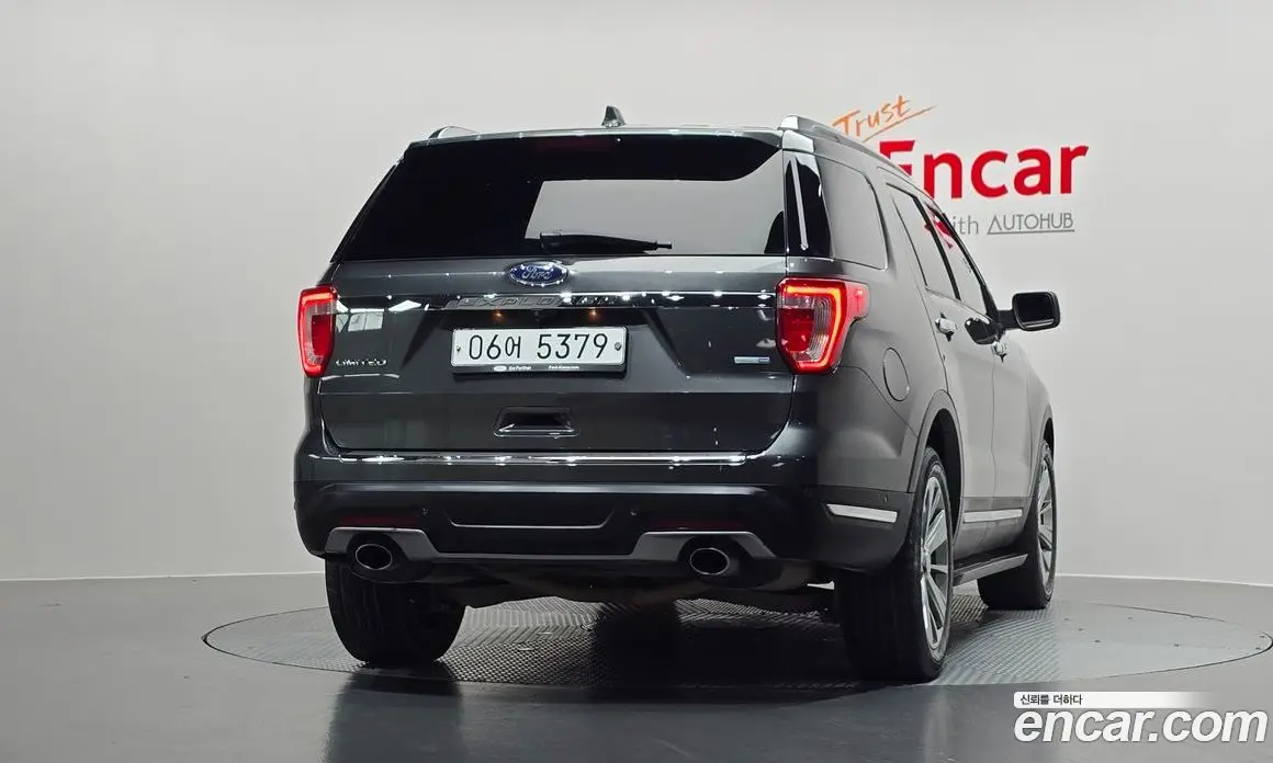 Ford Explorer 2018 2.3 автомат (гидро), фото 4