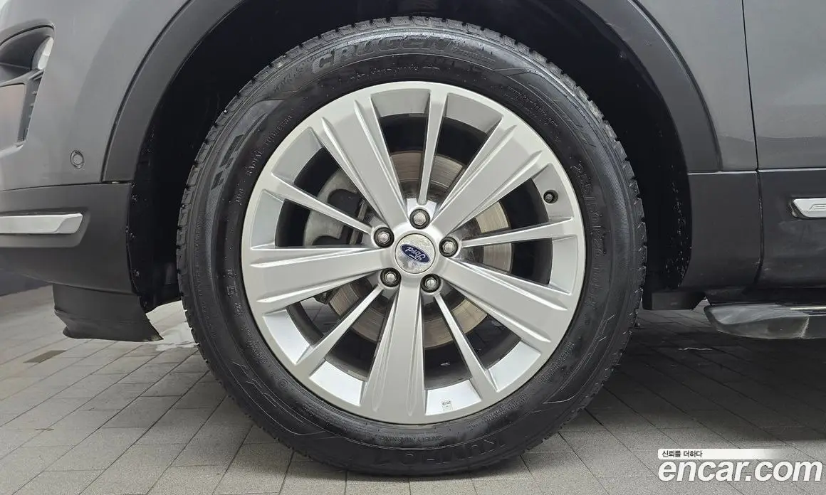 Ford Explorer 2018 2.3 автомат (гидро), фото 5
