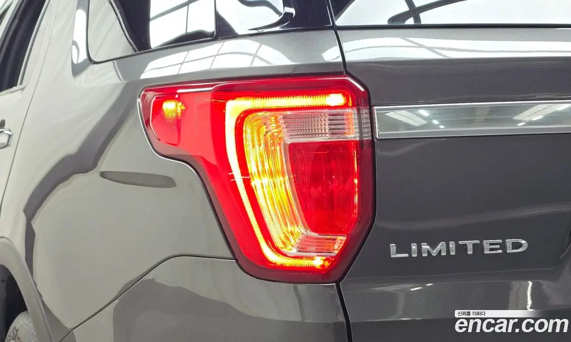 Ford Explorer 2018 2.3 автомат (гидро), фото 9