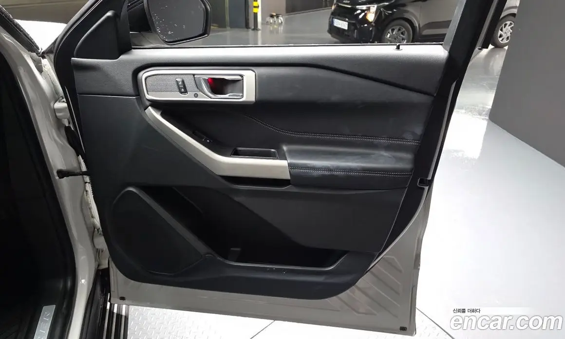 Ford Explorer 2021 3.0 автомат (гидро), фото 14