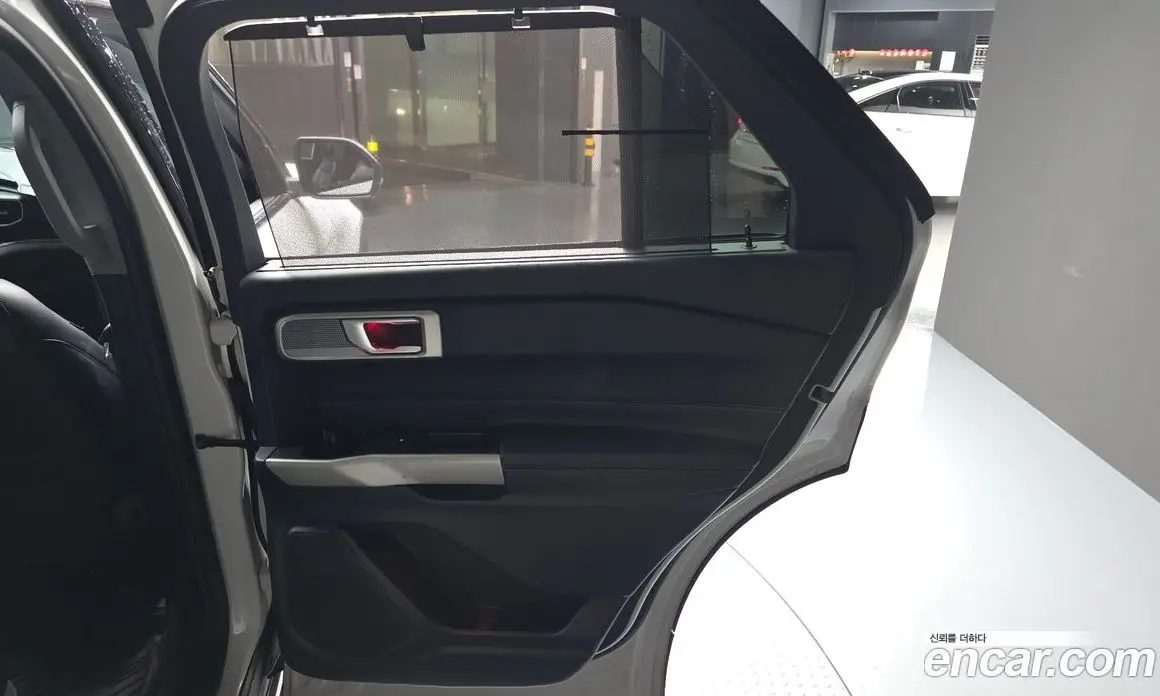 Ford Explorer 2021 3.0 автомат (гидро), фото 15