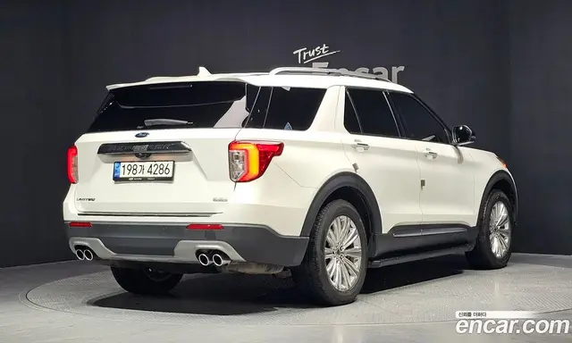 Ford Explorer 2021 3.0 автомат (гидро), миниатюра 2
