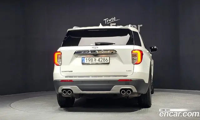 Ford Explorer 2021 3.0 автомат (гидро), миниатюра 4