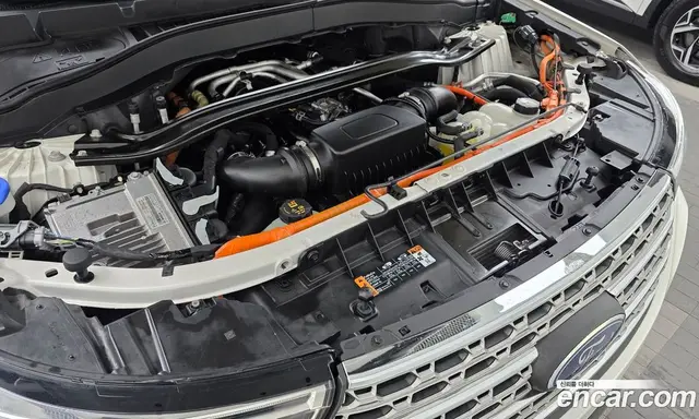 Ford Explorer 2021 3.0 автомат (гидро), миниатюра 6