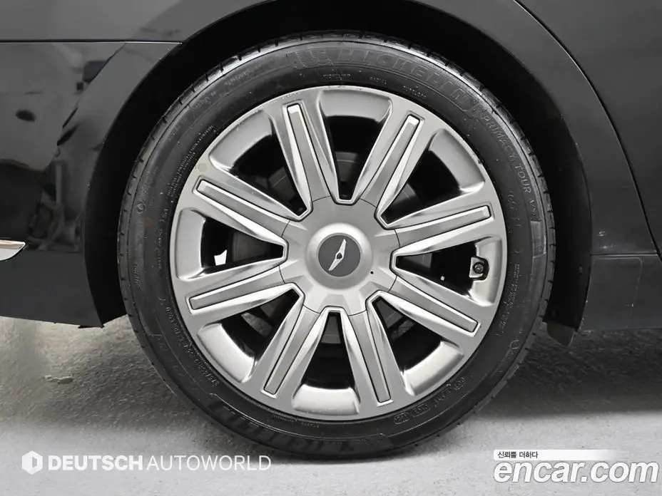 Genesis EQ900 2016 5.0 автомат (гидро), фото 5 Genesis EQ900 2016 5.0 автомат (гидро), фото 5