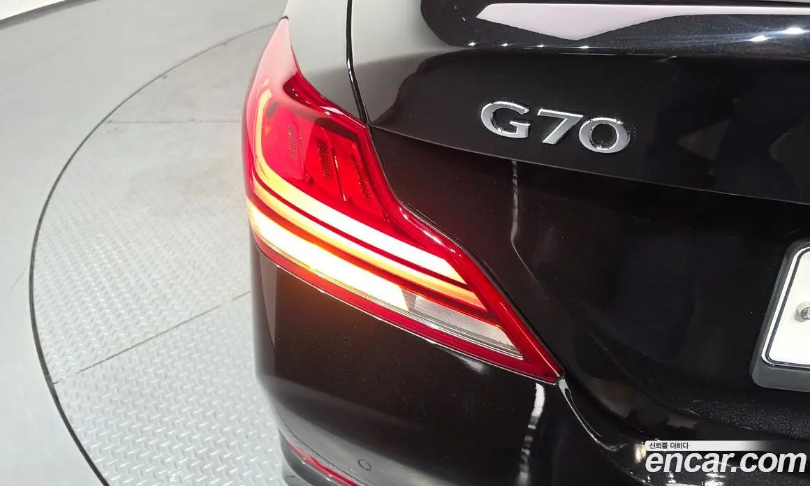 Genesis G70 2018 2.0 автомат (гидро), фото 9