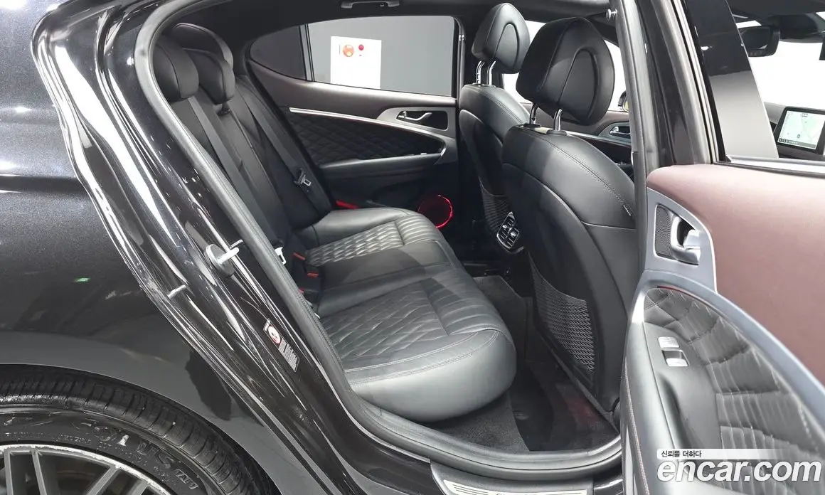 Genesis G70 2018 2.0 автомат (гидро), фото 18