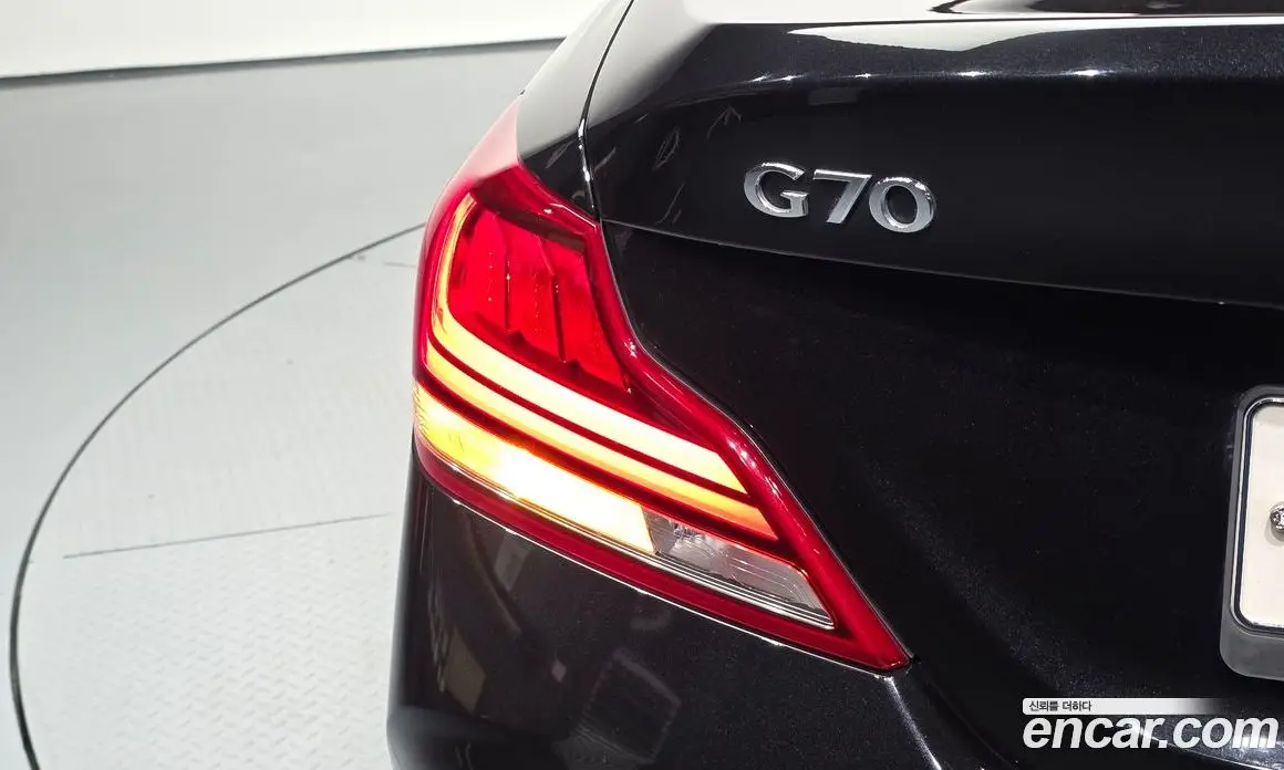 Genesis G70 2018 2.0 автомат (гидро), фото 9