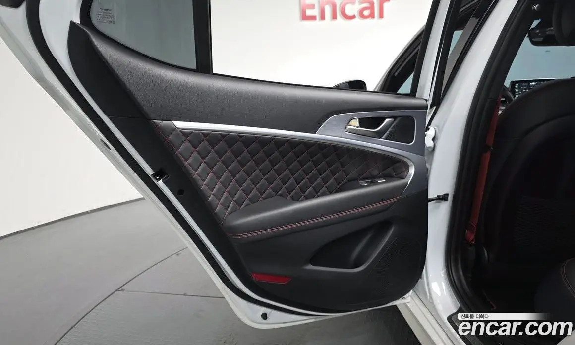 Genesis G70 2019 2.0 автомат (гидро), фото 14