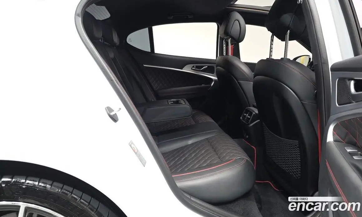 Genesis G70 2019 2.0 автомат (гидро), фото 16