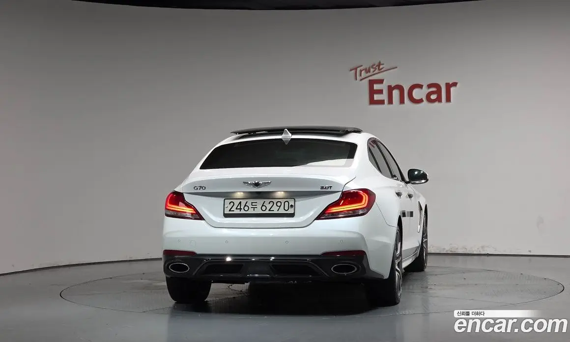 Genesis G70 2019 2.0 автомат (гидро), фото 3