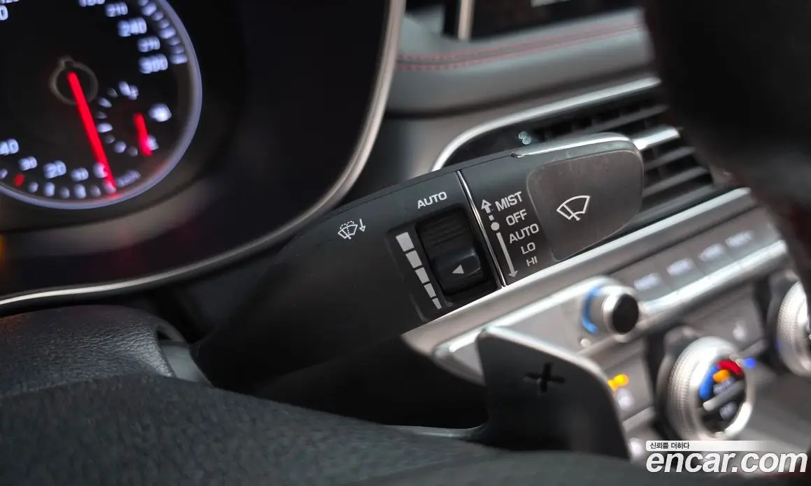 Genesis G70 2019 2.0 автомат (гидро), фото 28