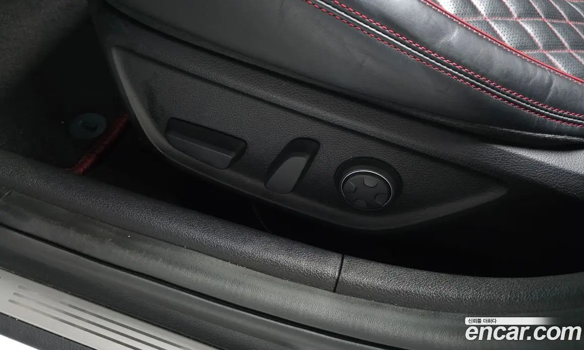 Genesis G70 2019 2.0 автомат (гидро), фото 30