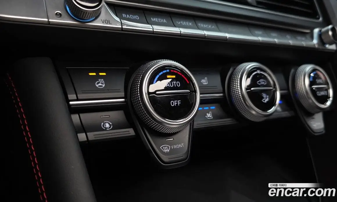 Genesis G70 2019 2.0 автомат (гидро), фото 32
