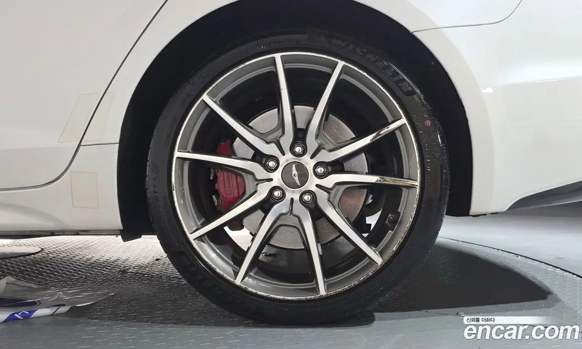Genesis G70 2019 2.0 автомат (гидро), фото 6