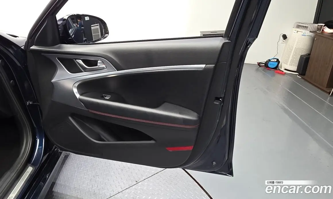 Genesis G70 2019 2.0 автомат (гидро), фото 14
