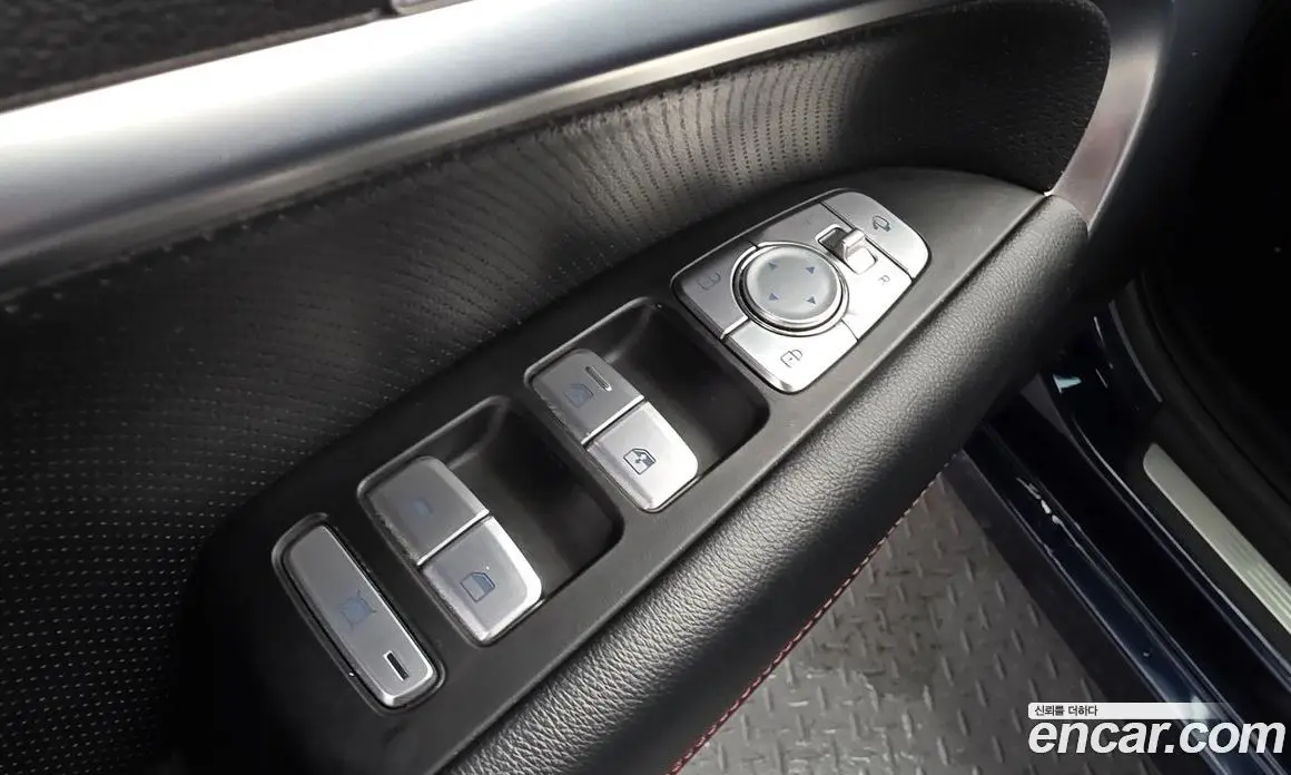 Genesis G70 2019 2.0 автомат (гидро), фото 30