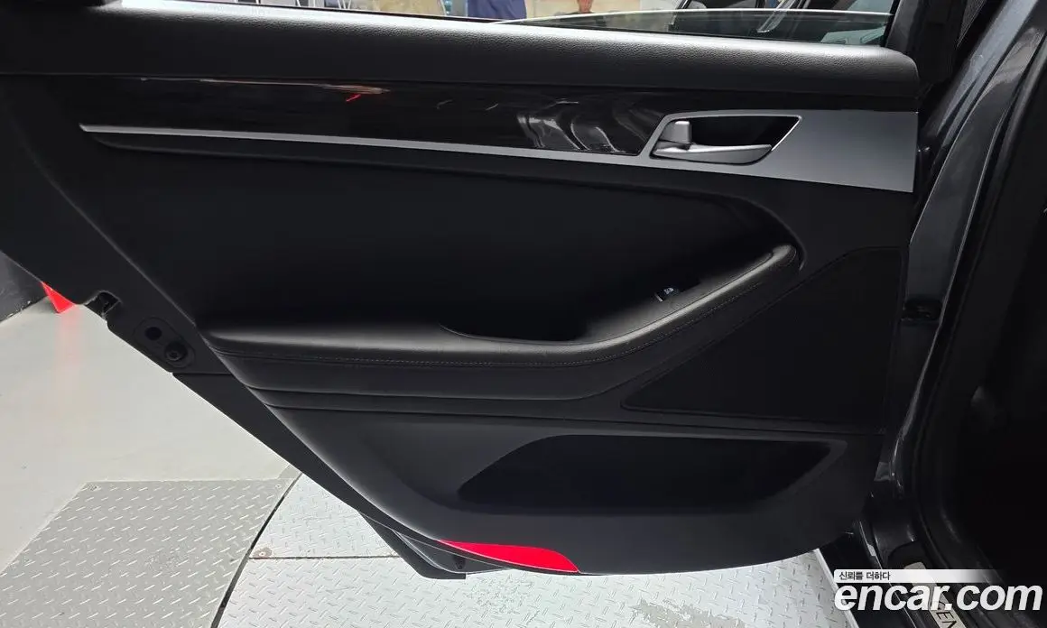 Genesis G80 2016 3.3 автомат (гидро), фото 15